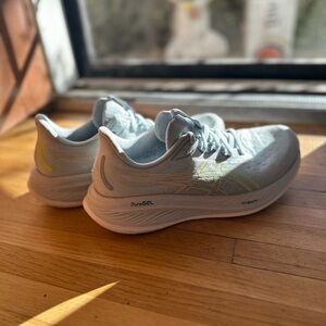 ASICS gel-cumulus, men’s size 10